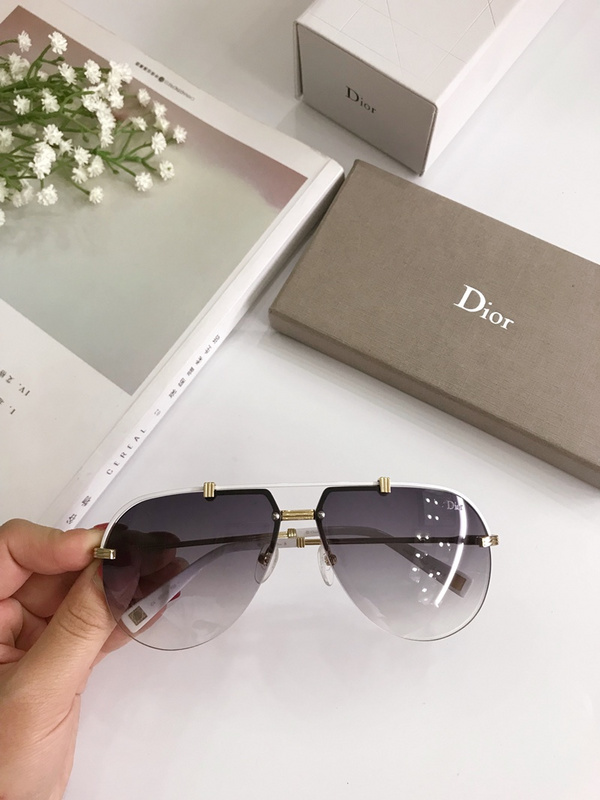 Dior Sunglasses AAAA-470