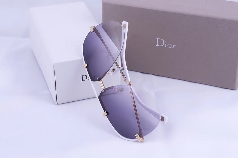 Dior Sunglasses AAAA-484