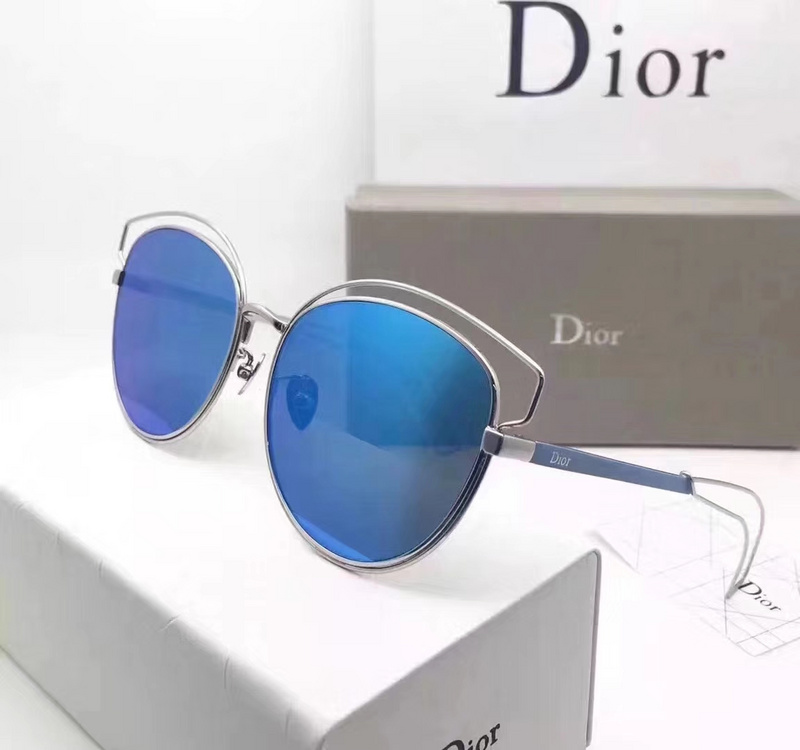 Dior Sunglasses AAAA-497