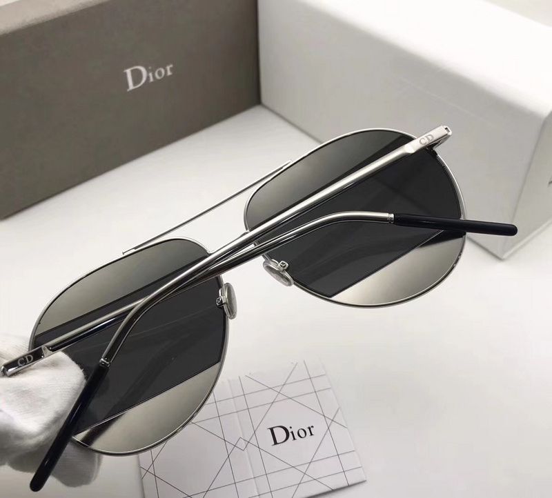 Dior Sunglasses AAAA-518