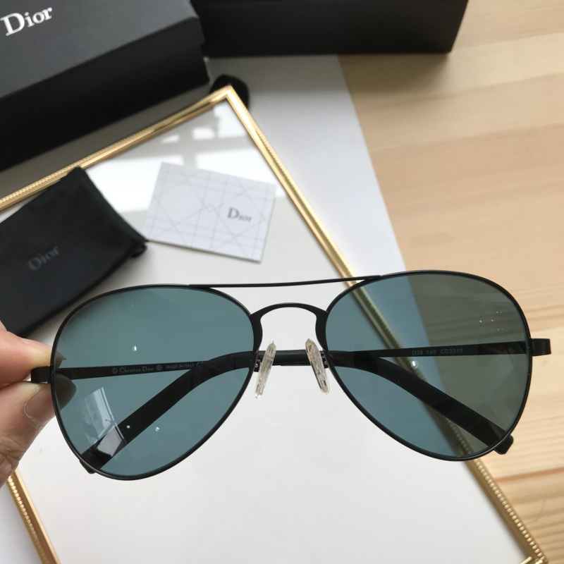 Dior Sunglasses AAAA-527
