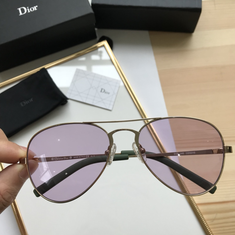Dior Sunglasses AAAA-530