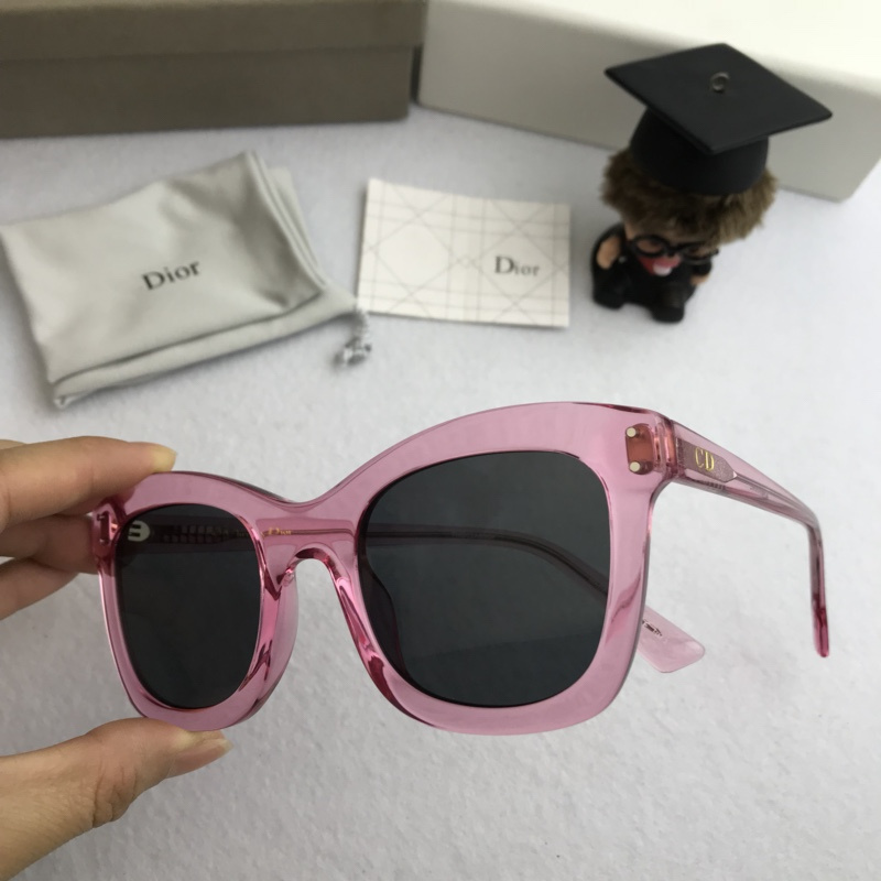 Dior Sunglasses AAAA-552