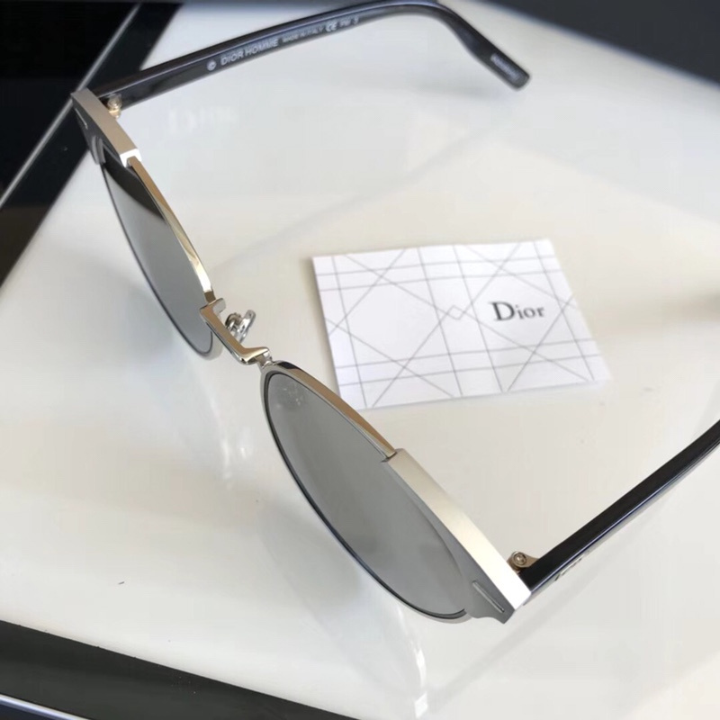 Dior Sunglasses AAAA-594