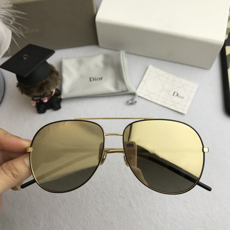 Dior Sunglasses AAAA-598
