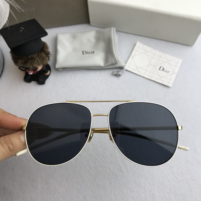 Dior Sunglasses AAAA-603