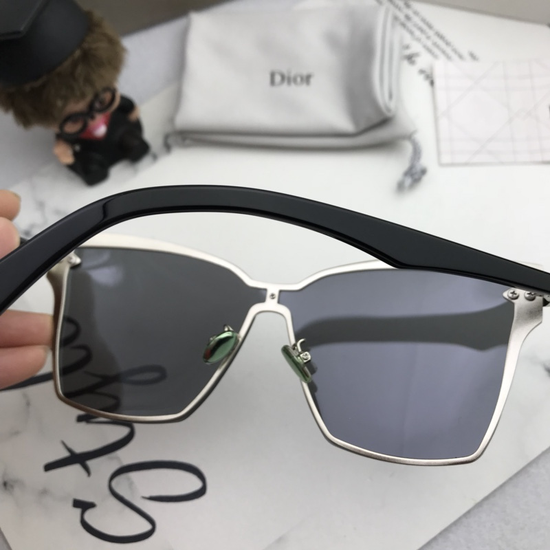 Dior Sunglasses AAAA-617