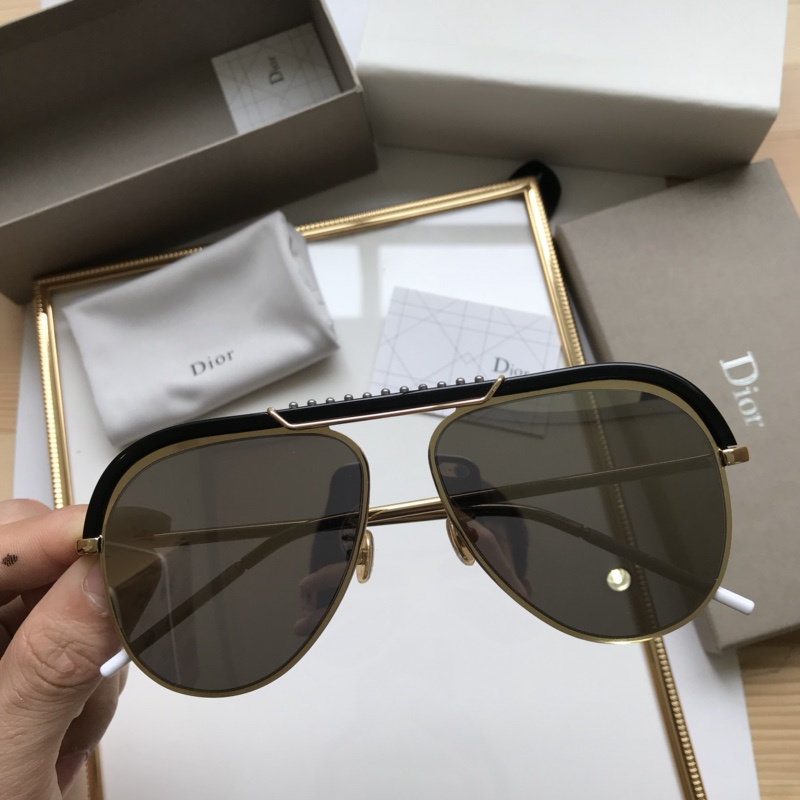 Dior Sunglasses AAAA-627