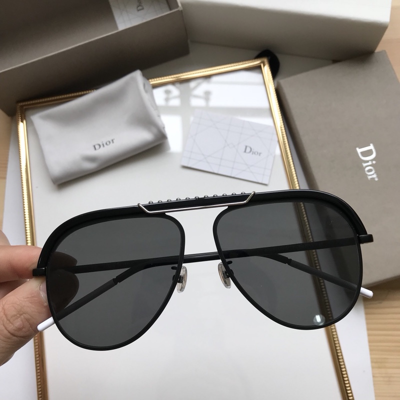 Dior Sunglasses AAAA-630
