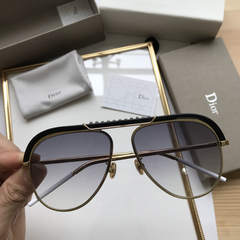 Dior Sunglasses AAAA-631