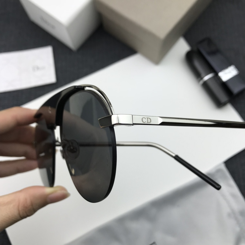 Dior Sunglasses AAAA-651