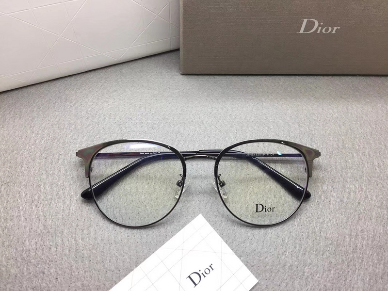 Dior Sunglasses AAAA-674