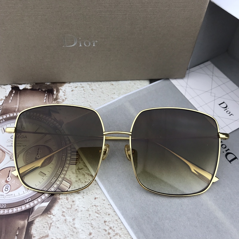 Dior Sunglasses AAAA-678