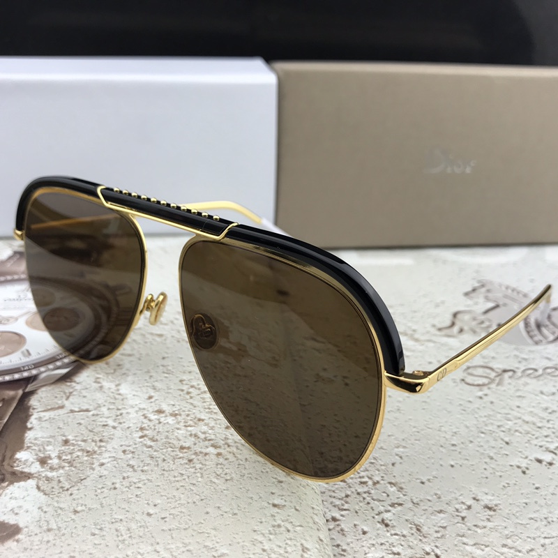 Dior Sunglasses AAAA-695