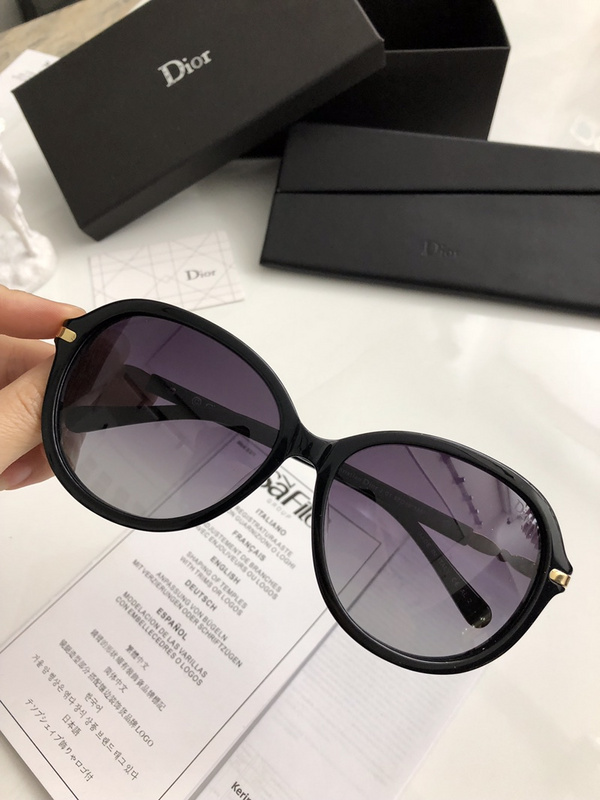 Dior Sunglasses AAAA-814