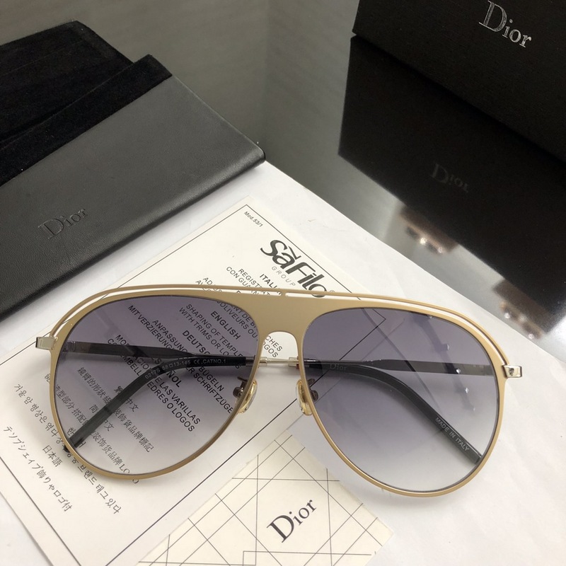 Dior Sunglasses AAAA-824