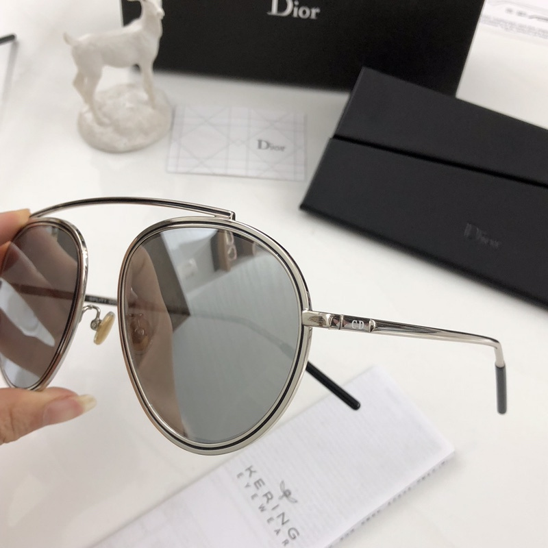 Dior Sunglasses AAAA-866