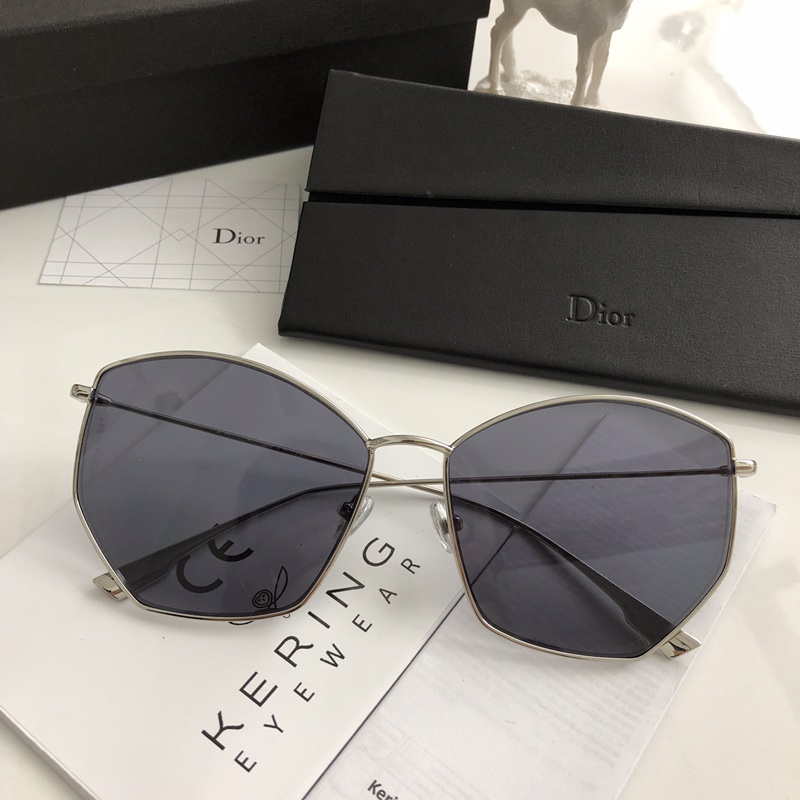 Dior Sunglasses AAAA-872