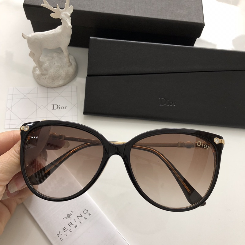 Dior Sunglasses AAAA-876