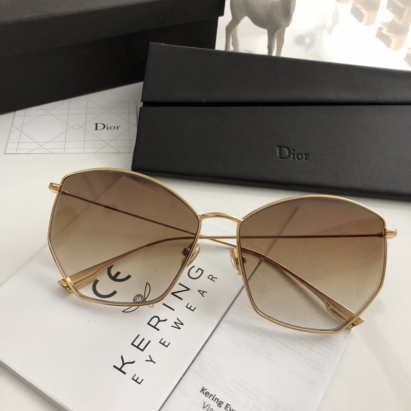 Dior Sunglasses AAAA-880