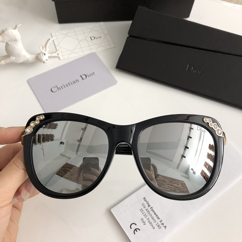 Dior Sunglasses AAAA-883