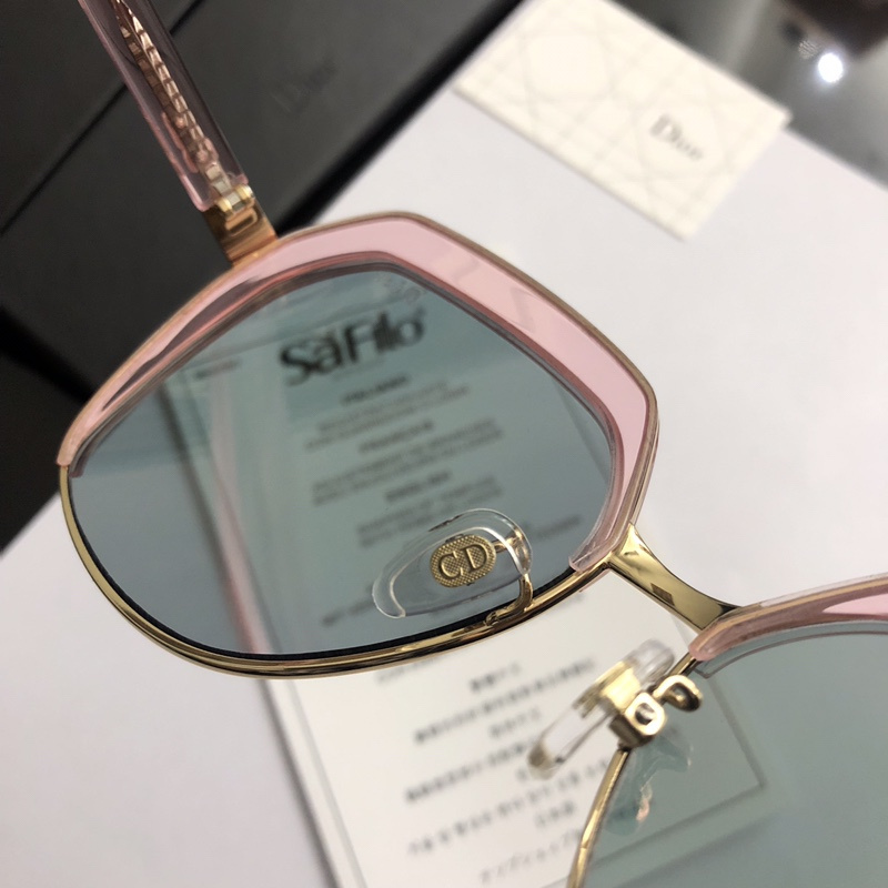 Dior Sunglasses AAAA-894