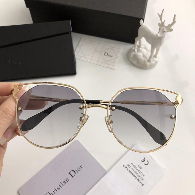 Dior Sunglasses AAAA-936