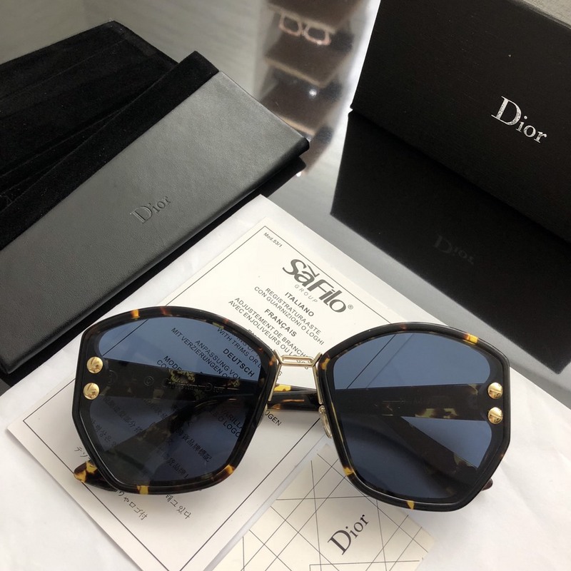 Dior Sunglasses AAAA-937
