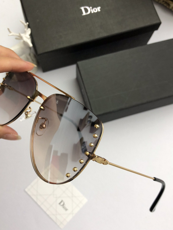 Dior Sunglasses AAAA-948