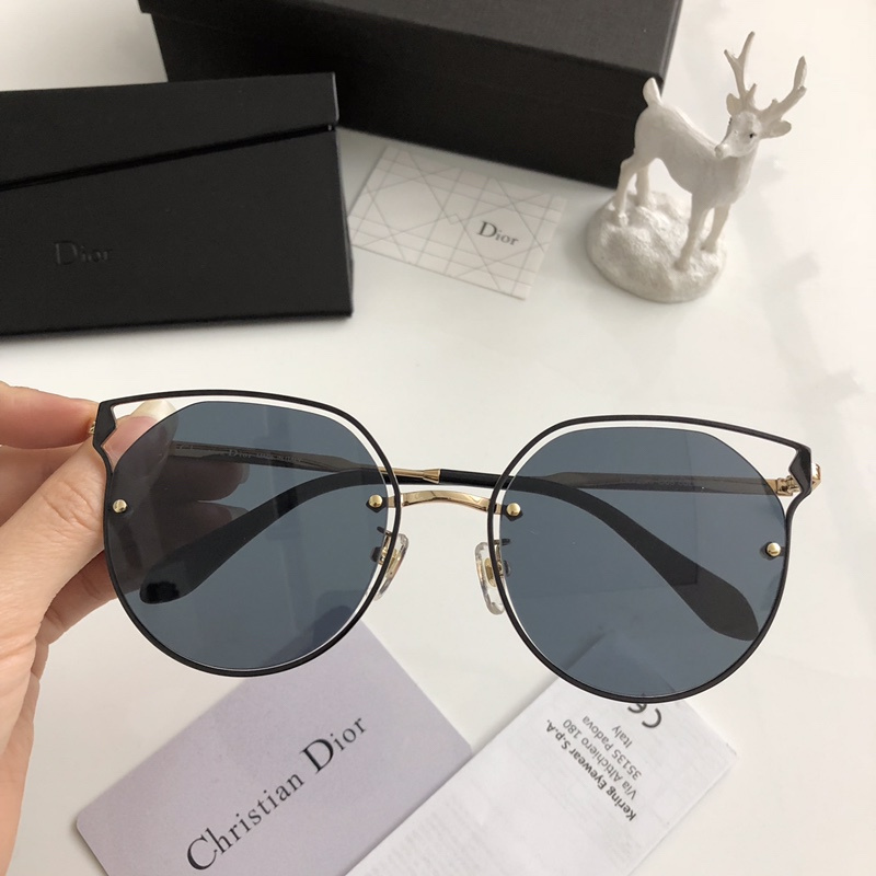 Dior Sunglasses AAAA-960