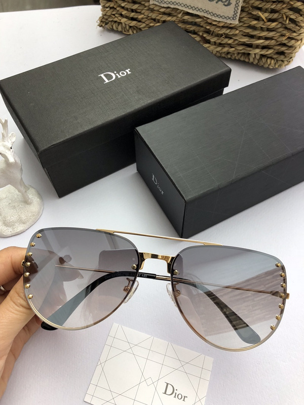 Dior Sunglasses AAAA-989