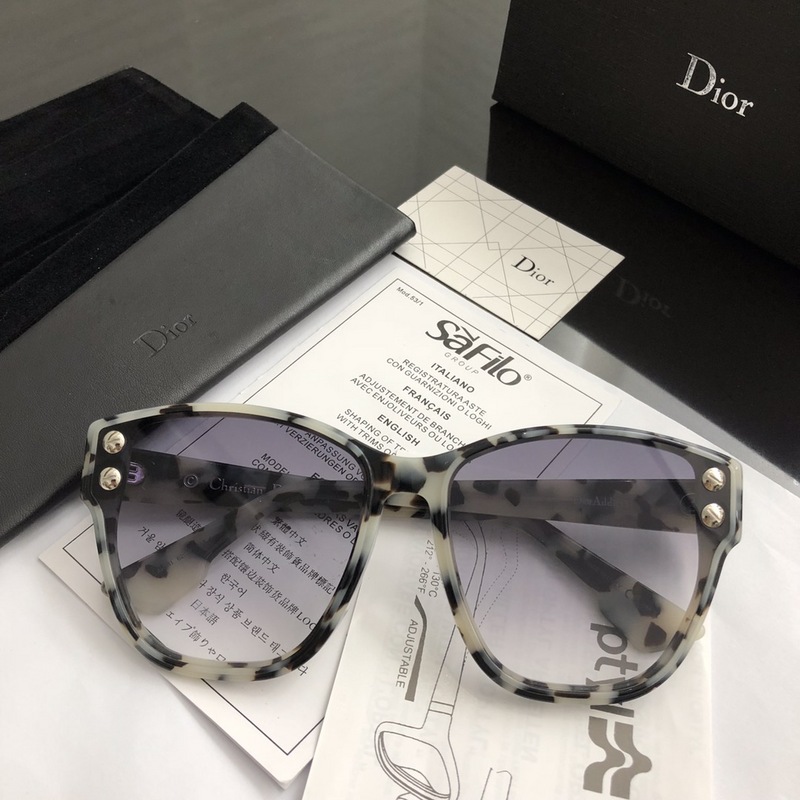 Dior Sunglasses AAAA-992
