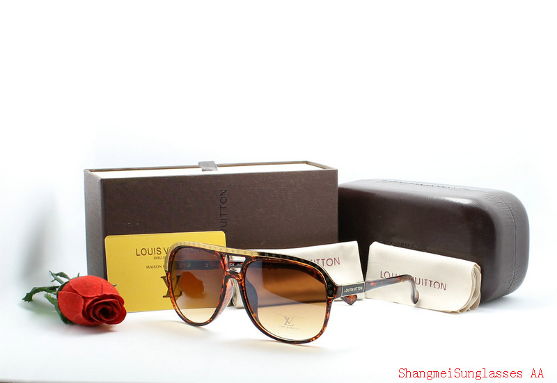LV Sunglasses AAA-540