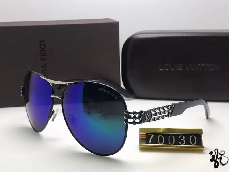 LV Sunglasses AAA-569