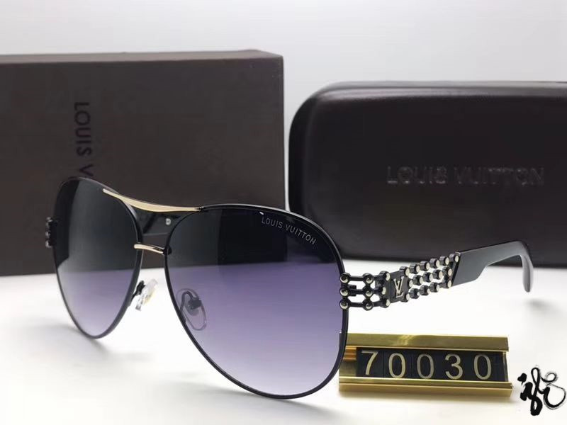 LV Sunglasses AAA-571