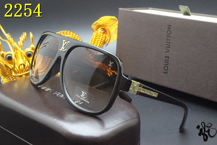 LV Sunglasses AAA-583