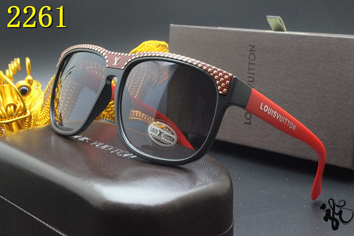 LV Sunglasses AAA-590