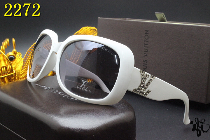 LV Sunglasses AAA-599