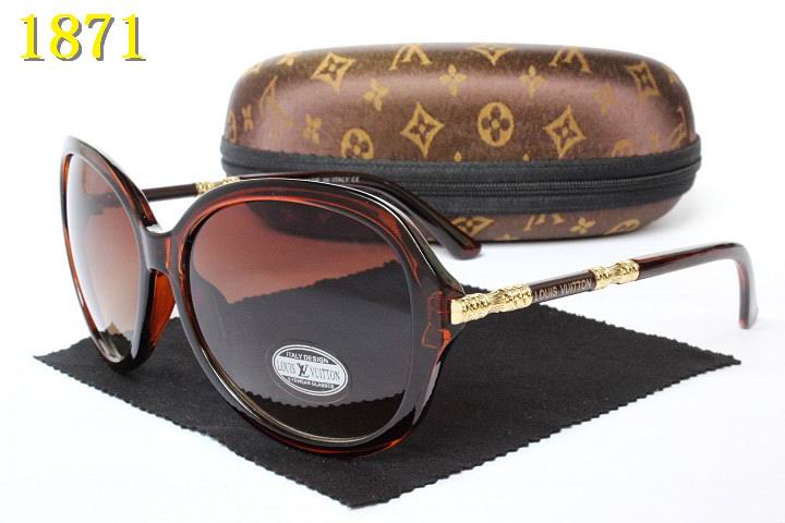 LV Sunglasses AAA-638