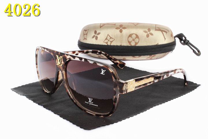 LV Sunglasses AAA-663