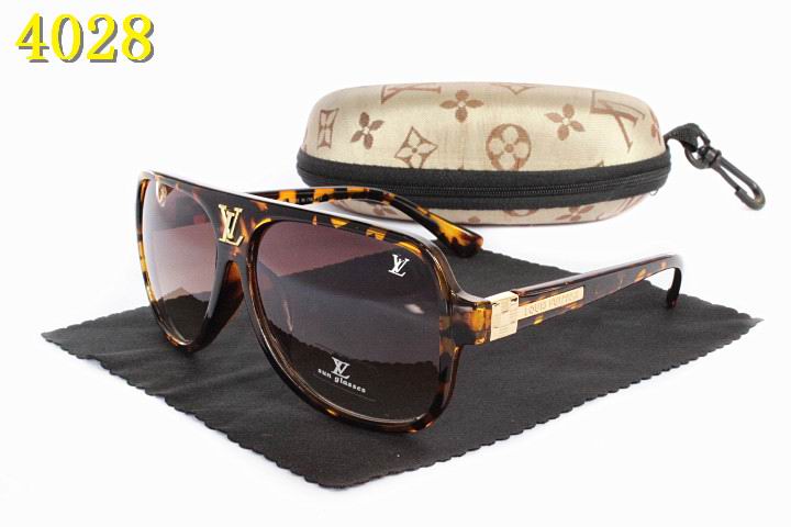 LV Sunglasses AAA-665