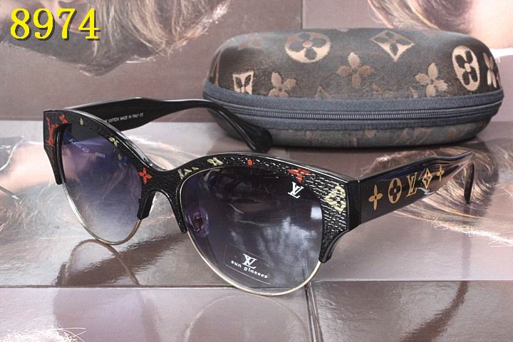LV Sunglasses AAA-692