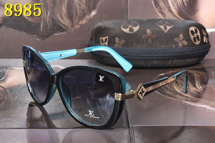 LV Sunglasses AAA-702