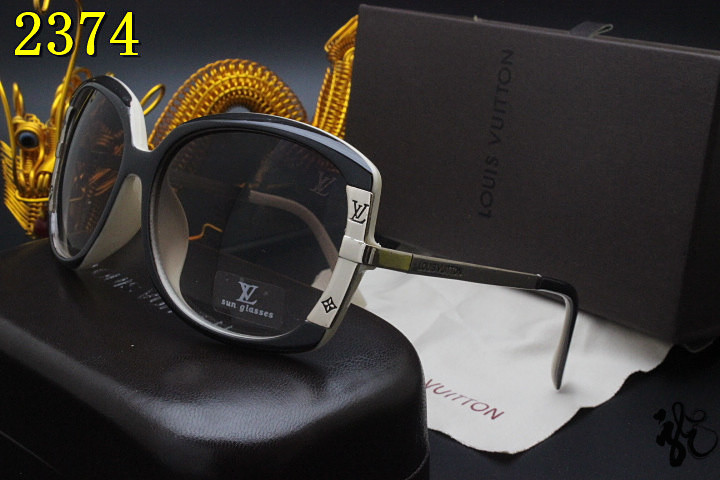 LV Sunglasses AAA-890