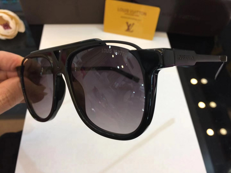 LV Sunglasses AAAA-070
