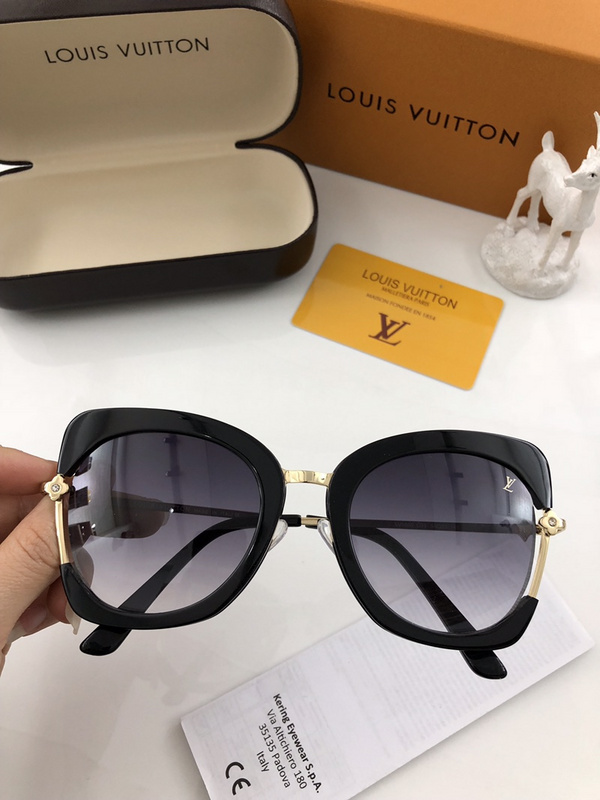LV Sunglasses AAAA-419