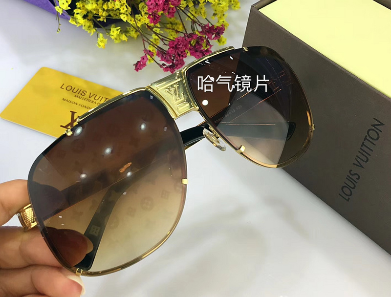 LV Sunglasses AAAA-596