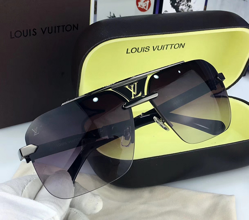 LV Sunglasses AAAA-626