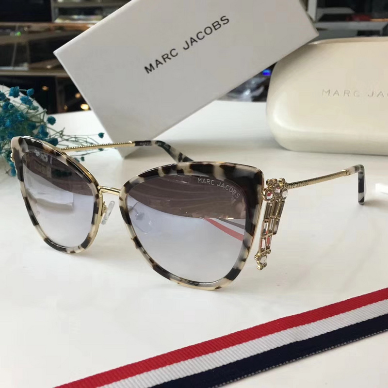 Marc Jacobs Sunglasses AAAA-024