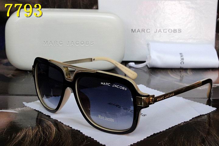 MarcJacobs Sunglasses AAA-020